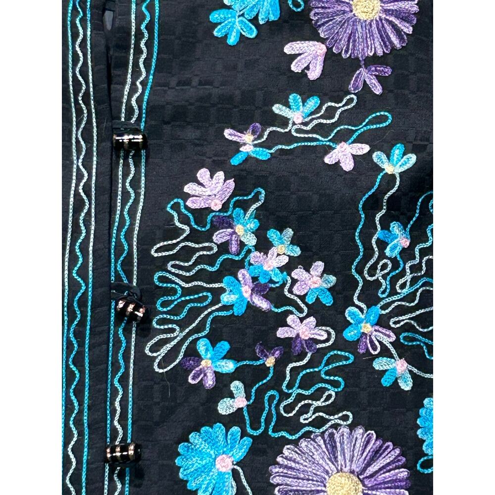 Vintage Draper's & Damon's floral embroidered cotton jacket. - Picture 3 of 4